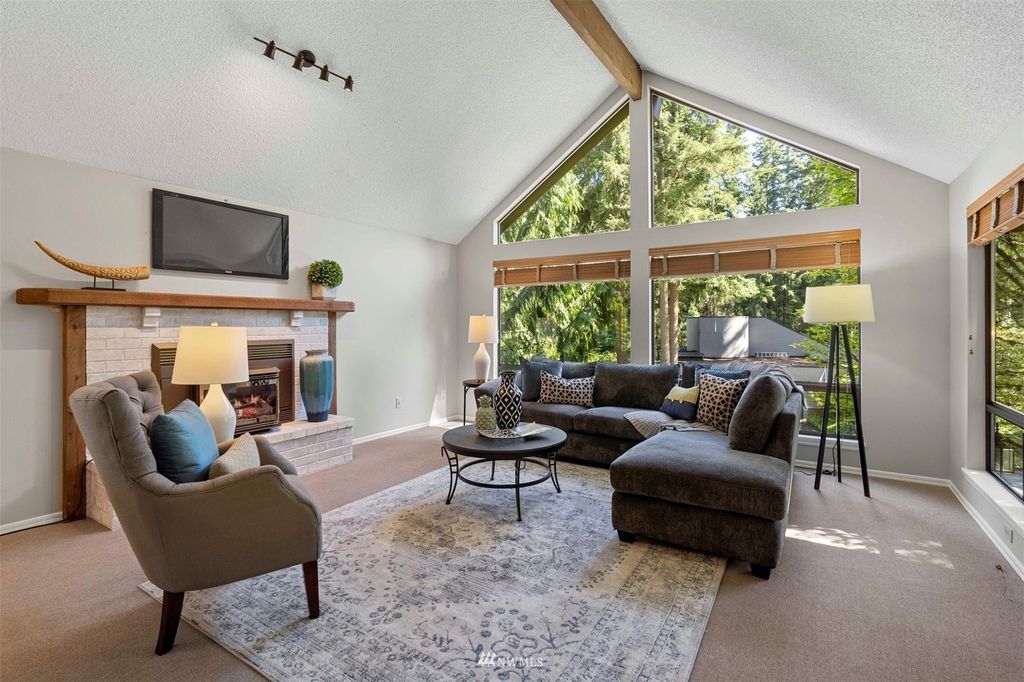 Photo of 2429 145th Place SE, Mill Creek, WA 98012 (MLS # 1973105)