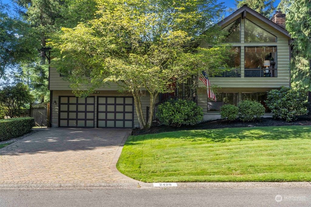 Photo of 2429 145th Place SE, Mill Creek, WA 98012 (MLS # 1973105)