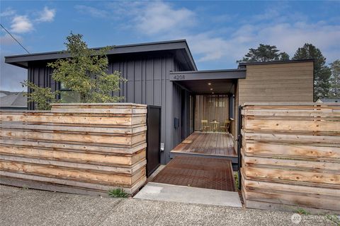 4208 28th Avenue W Seattle WA 98199