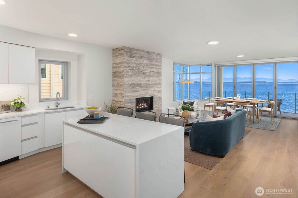 Photo of 1250 Alki Avenue SW #5A, Seattle, WA 98116 (MLS # 2482280)