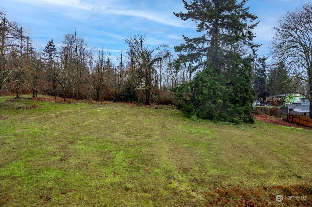 Photo of 0 xx SW 347th Street, Federal Way, WA 98023 (MLS # 2279534)
