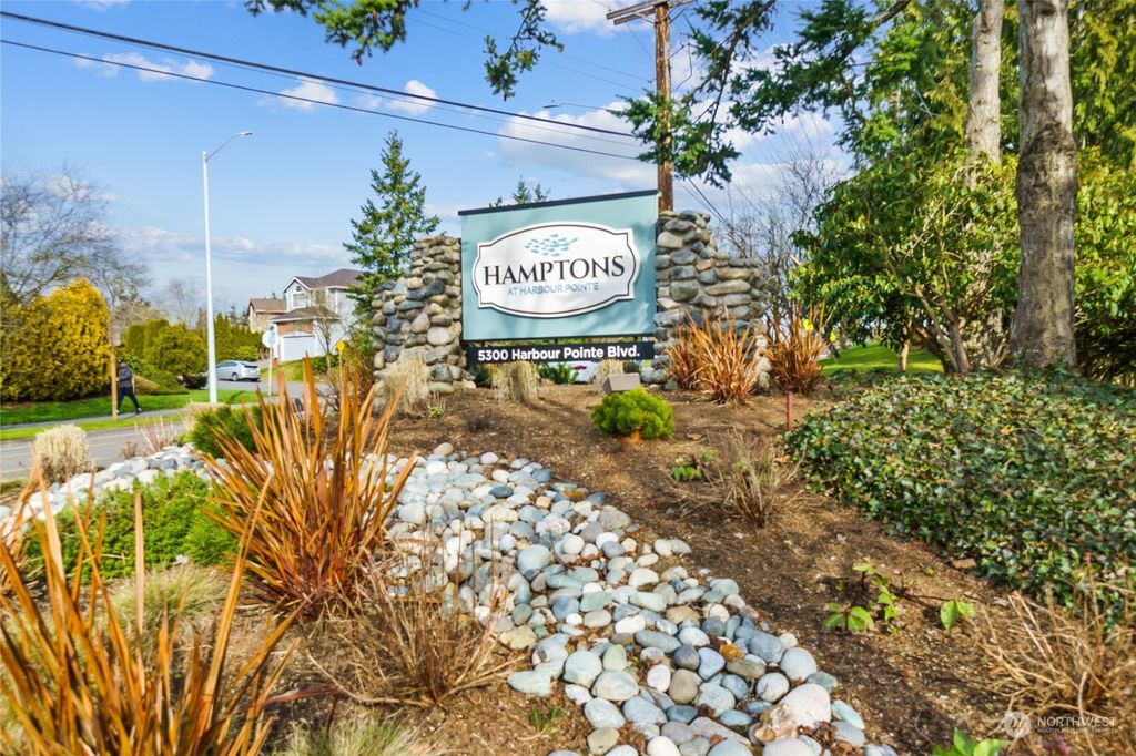 Photo of 5300 Harbour Pointe Boulevard #305K, Mukilteo, WA 98275 (MLS # 2259580)