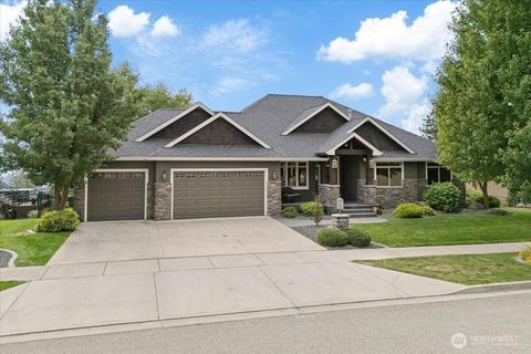 Photo of 10321 N Navaho Drive, Spokane, WA 99208 (MLS # 2484632)
