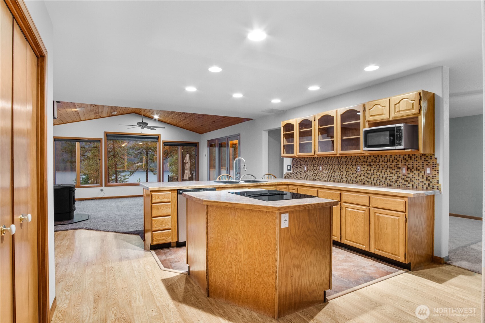 2378 Eagle River Way