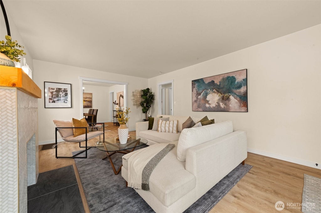Photo of 935 NW 61st Street #A, Seattle, WA 98107 (MLS # 2592011)