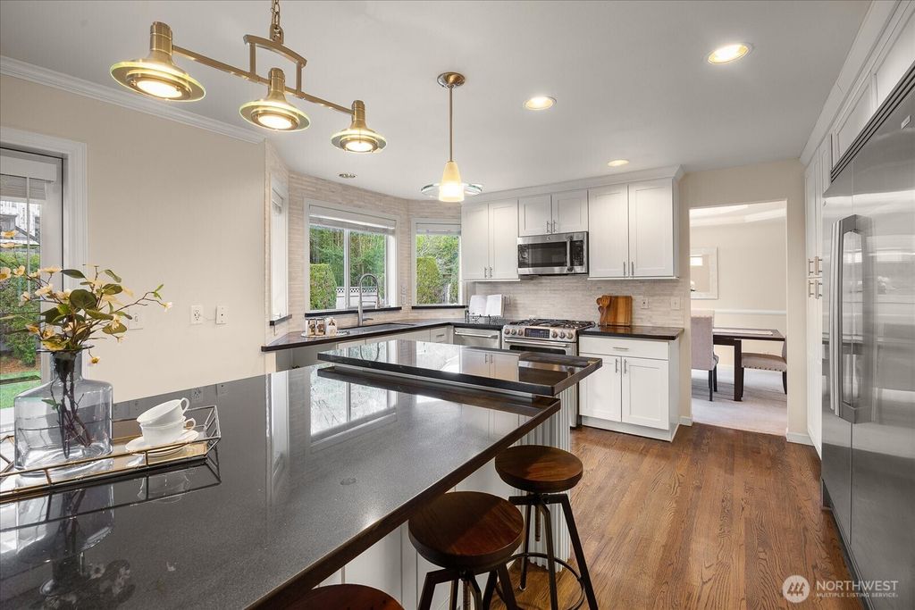 Photo of 15717 111th Avenue NE, Bothell, WA 98011 (MLS # 2325978)