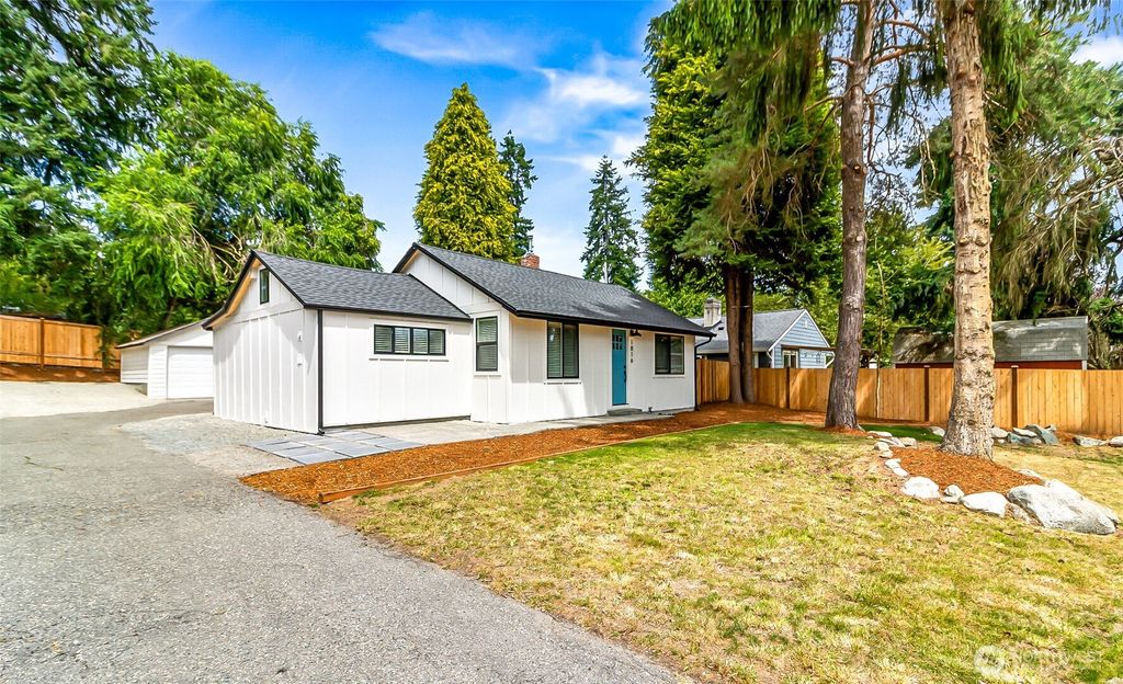 Photo of 1816 N 155th Street, Shoreline, WA 98115 (MLS # 2406278)