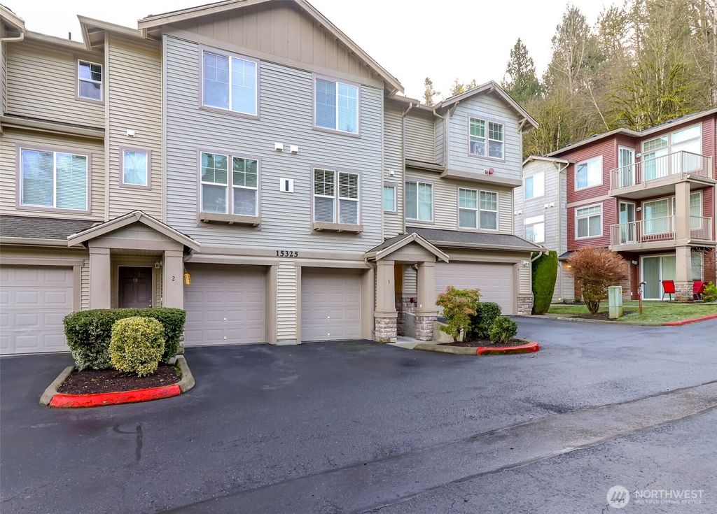 Photo of 15325 SE 155th Place #I-3, Renton, WA 98058 (MLS # 2477693)