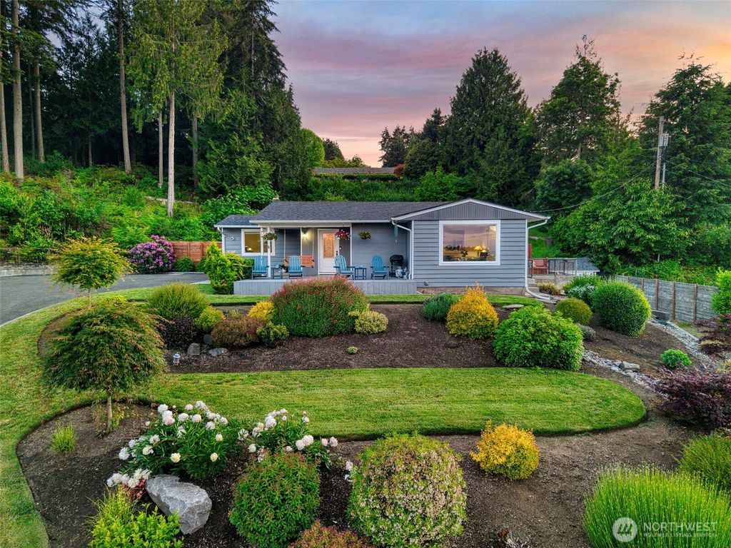 Photo of 5818 Reid Drive NW, Gig Harbor, WA 98335 (MLS # 2532478)