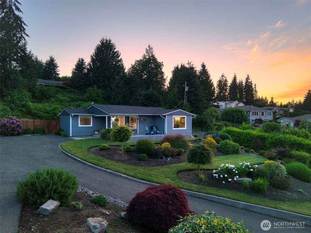 Photo of 5818 Reid Drive NW, Gig Harbor, WA 98335 (MLS # 2532478)
