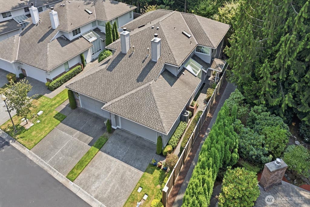 Photo of 1824 Mill Pointe Drive SE, Mill Creek, WA 98012 (MLS # 2568044)