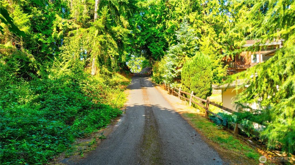 Photo of 157 xx 72nd Avenue W, Edmonds, WA 98026 (MLS # 2431266)