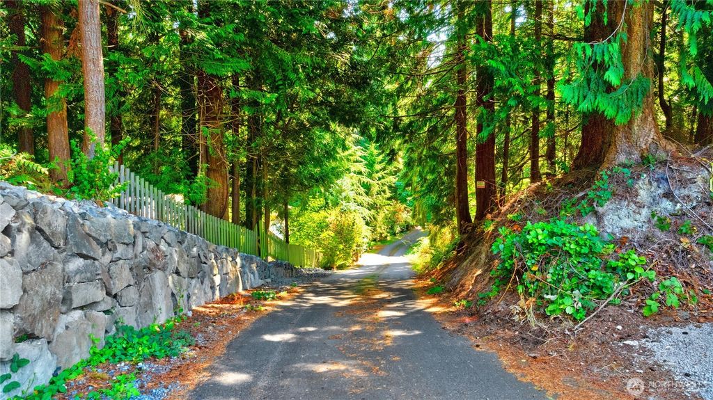 Photo of 157 xx 72nd Avenue W, Edmonds, WA 98026 (MLS # 2431266)