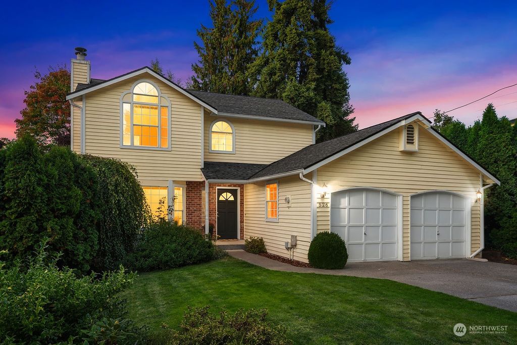 Photo of 526 7th Avenue, Kirkland, WA 98033 (MLS # 2168472)