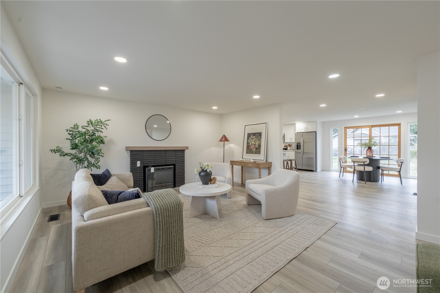 8718 Dresden Lane SW