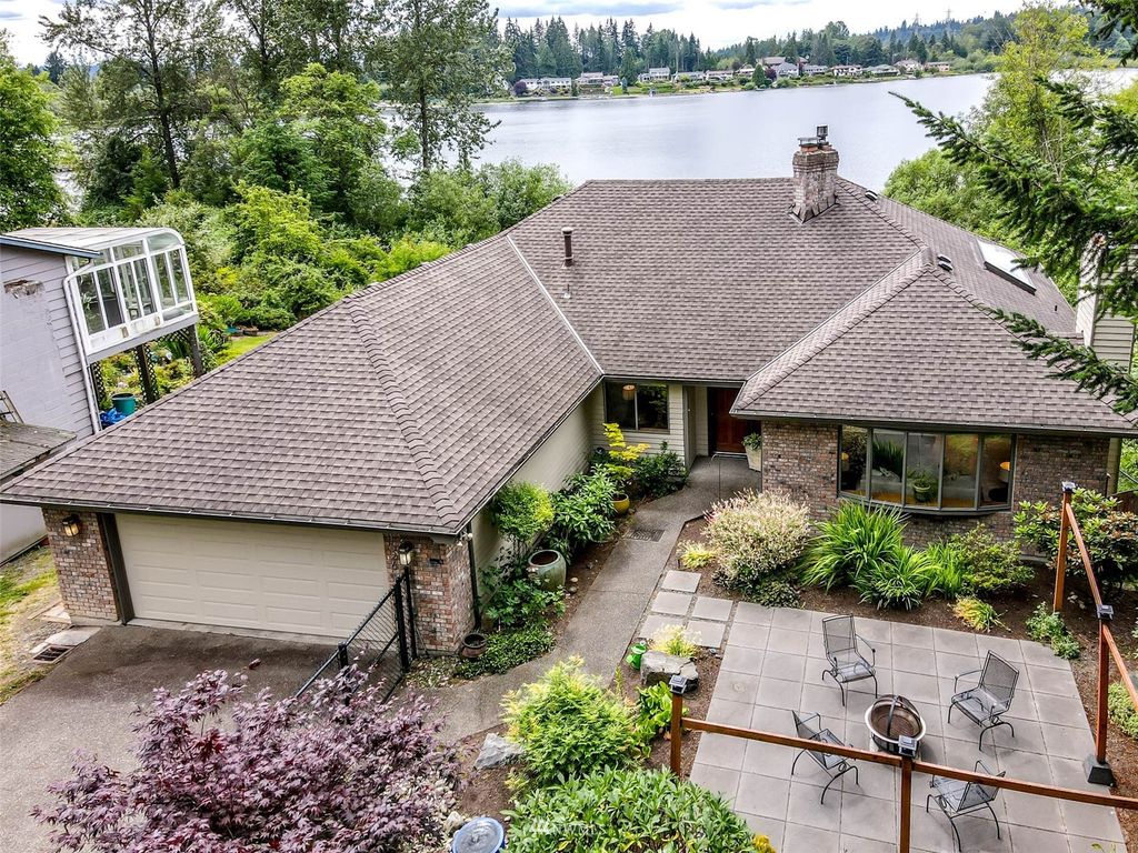 Photo of 1626 Park Avenue, Snohomish, WA 98290 (MLS # 1955079)