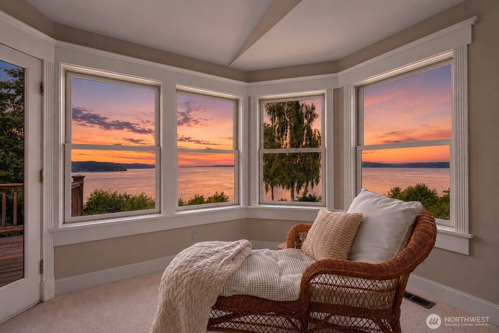 Photo of 6838 SW Maury Park Road, Vashon, WA 98070 (MLS # 2551588)