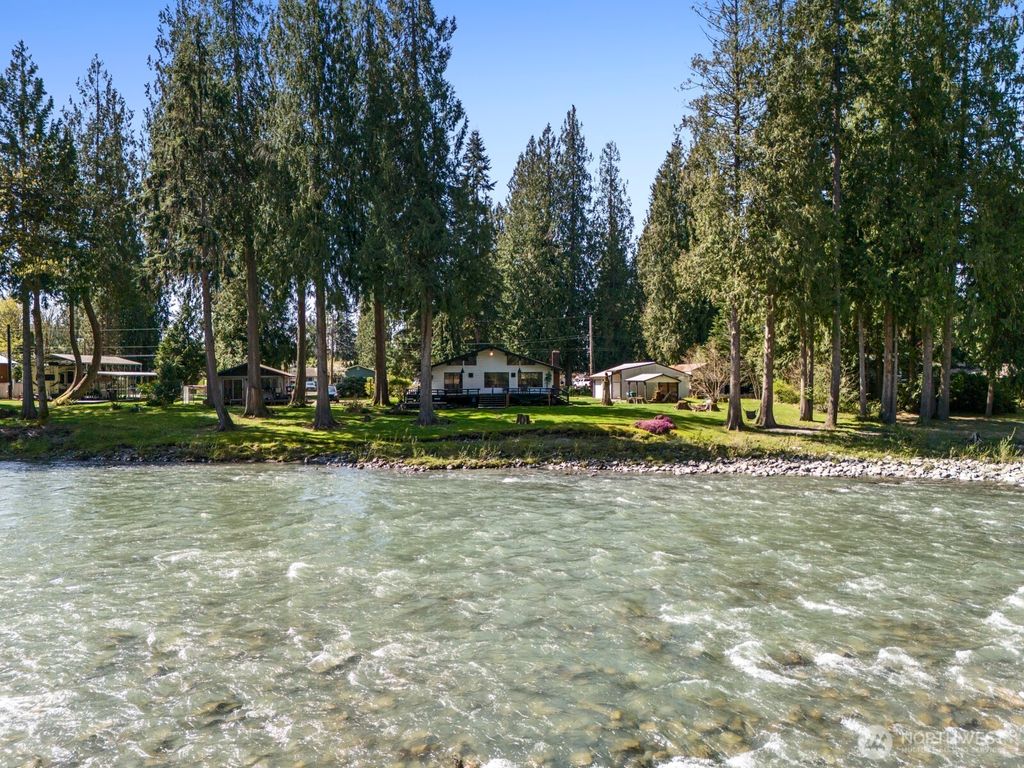 Photo of 11423 184th Drive NE, Granite Falls, WA 98252 (MLS # 2360146)
