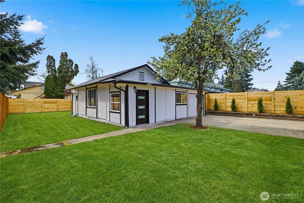 Photo of 6830 S Bell Street, Tacoma, WA 98408 (MLS # 2510762)