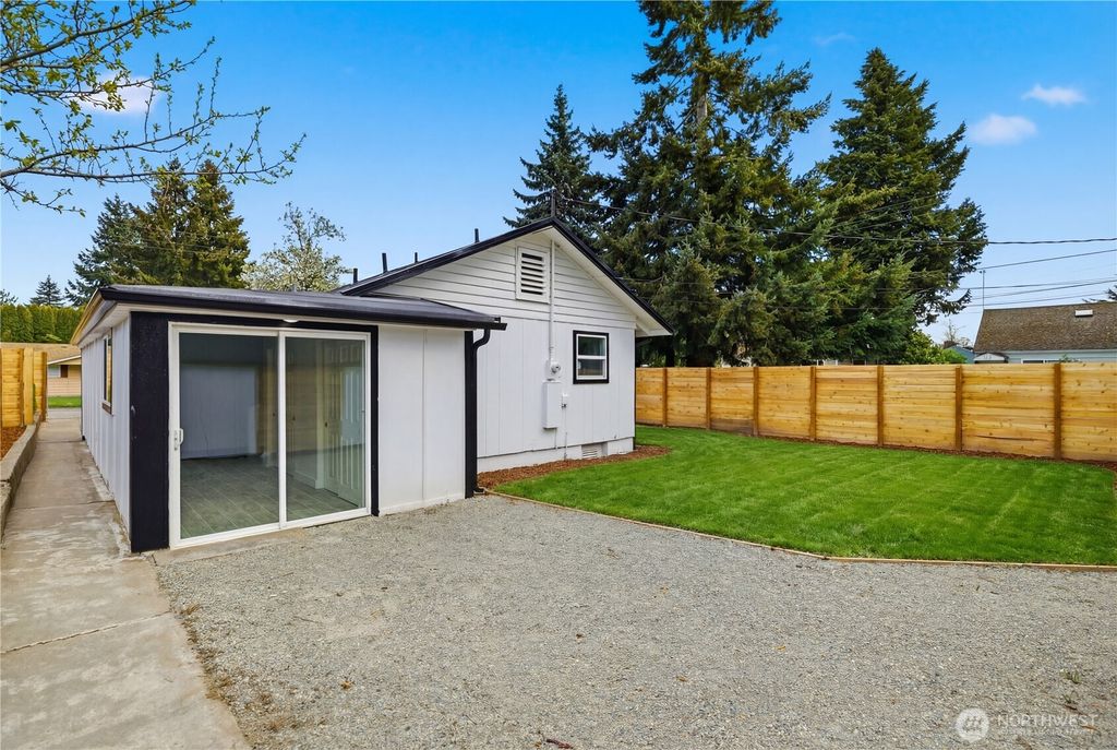 Photo of 6830 S Bell Street, Tacoma, WA 98408 (MLS # 2510762)