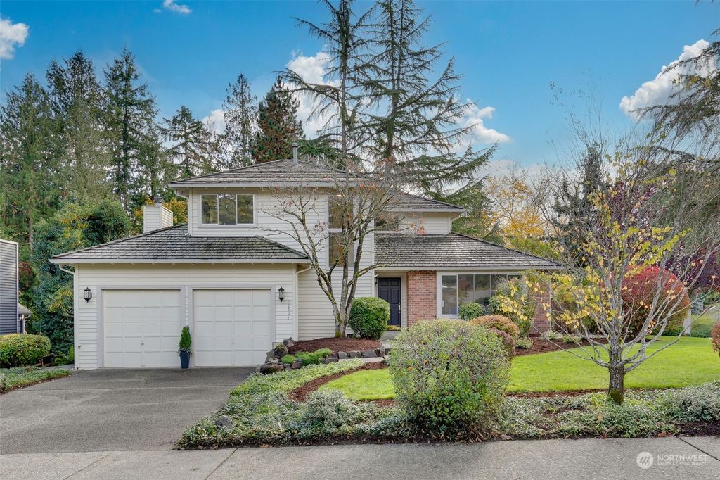 Photo of 22501 NE 9th Drive, Sammamish, WA 98074 (MLS # 2169706)