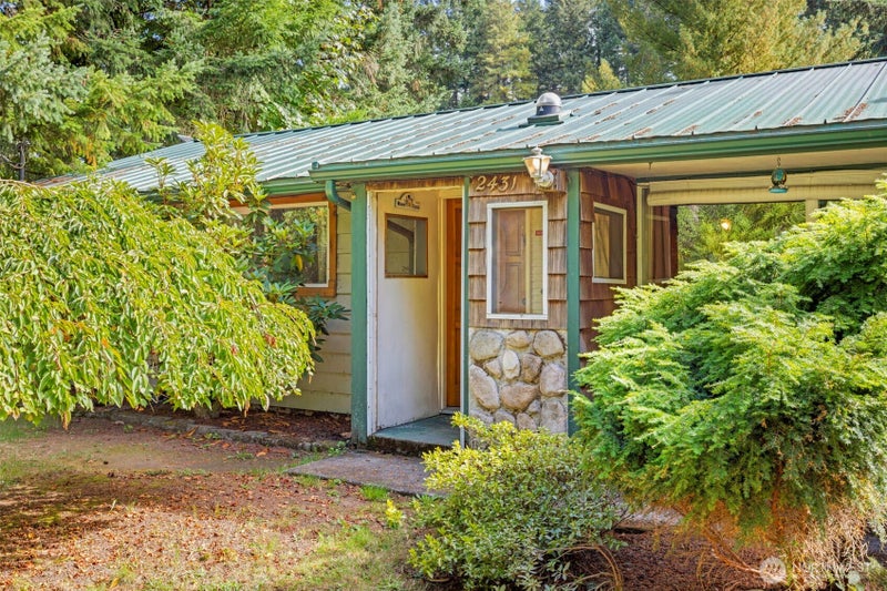 2431 Sidney Lane