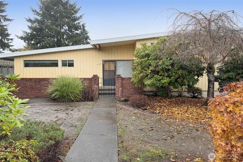 Photo of 8501 42nd Street W, University Place, WA 98466 (MLS # 2455369)