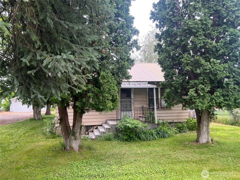 Photo of 2274 Elmway, Okanogan, WA 98840 (MLS # 2537393)