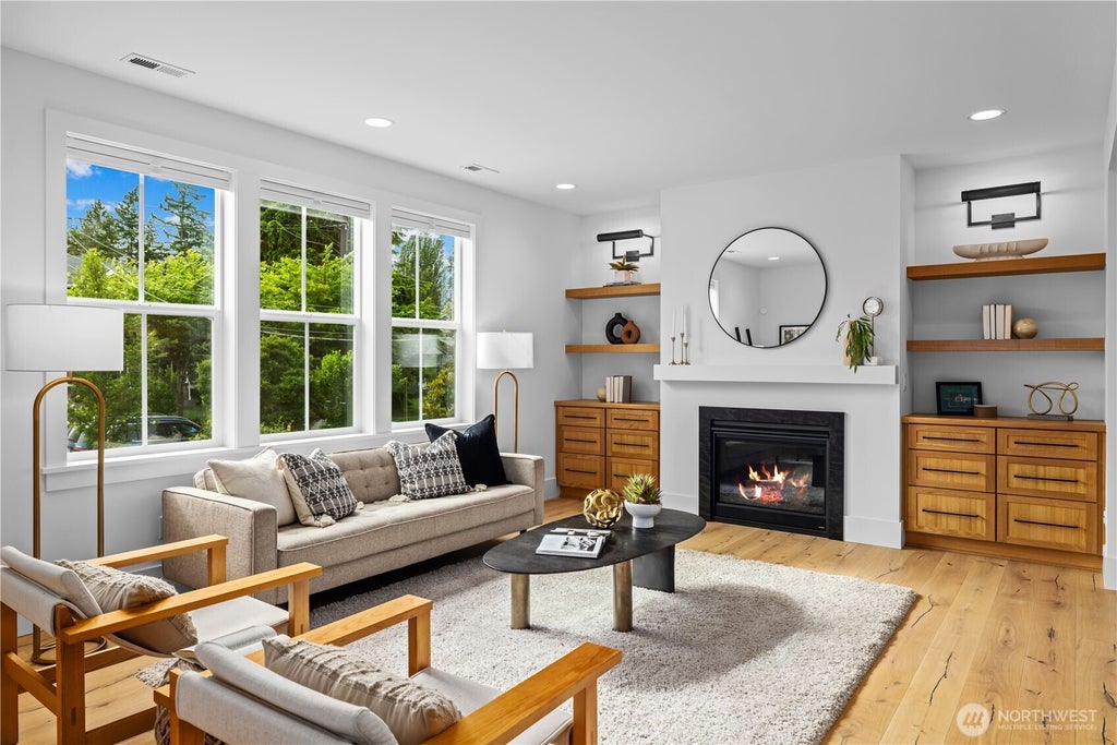 Photo of 7524 33rd Avenue NE, Seattle, WA 98115 (MLS # 2536848)