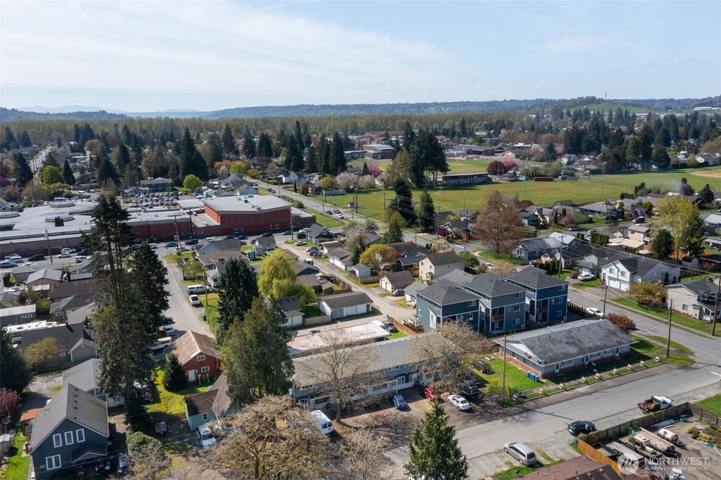 Photo of 354 -364 W Elizabeth Street, Monroe, WA 98272 (MLS # 2444474)