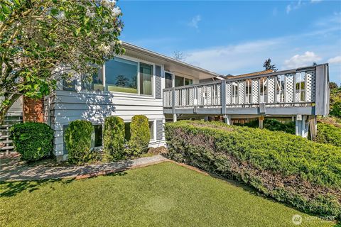 7351 32nd Avenue SW, Seattle, WA 98126 - MLS#: 2370588