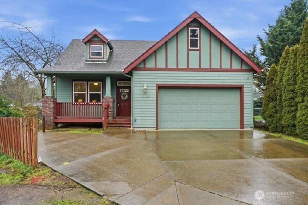 Photo of 3825 Hazelwood Drive, Vancouver, WA 98661 (MLS # 2463215)
