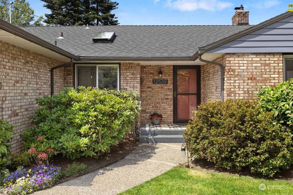 Photo of 12539 11th Avenue NW, Seattle, WA 98177 (MLS # 2246574)