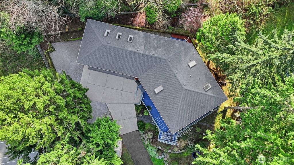 Photo of 12117 Clearview Drive, Edmonds, WA 98026 (MLS # 2474576)