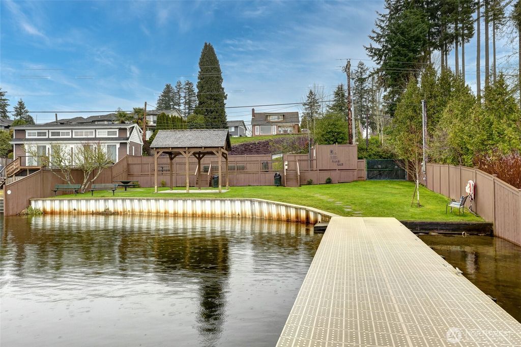 Photo of 12325 Heron Place, Lake Stevens, WA 98258 (MLS # 2488368)