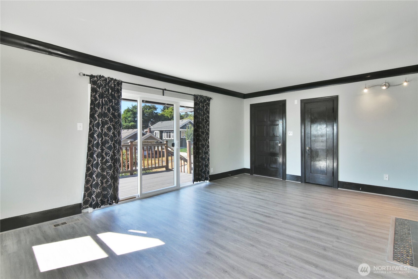 328 NE 52nd Street