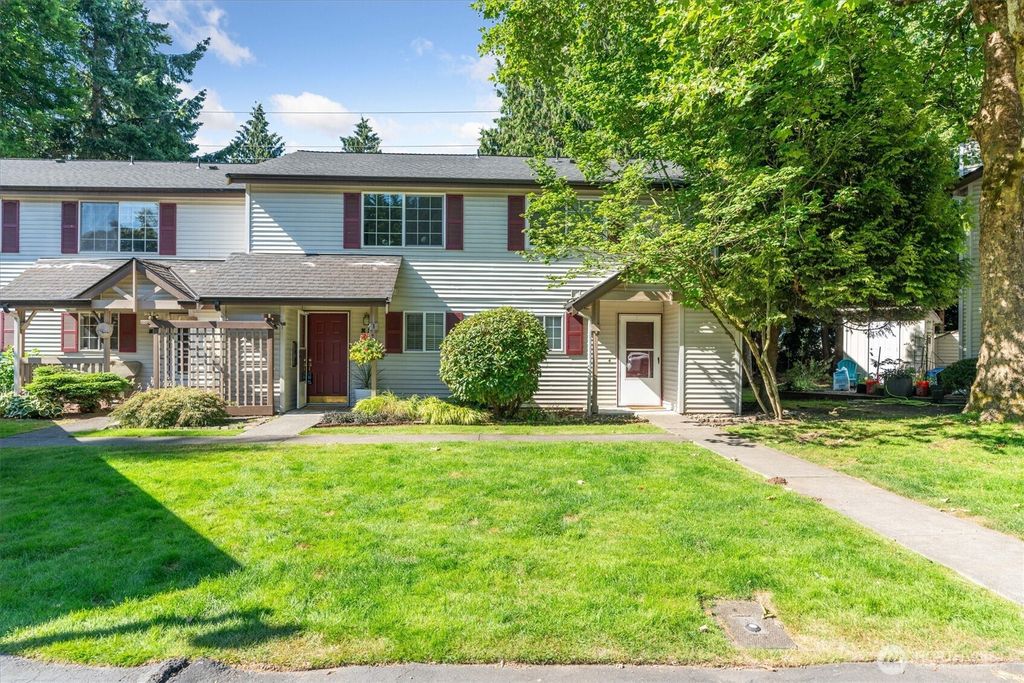 Photo of 15600 116th Avenue NE #N-3, Bothell, WA 98011 (MLS # 2405425)
