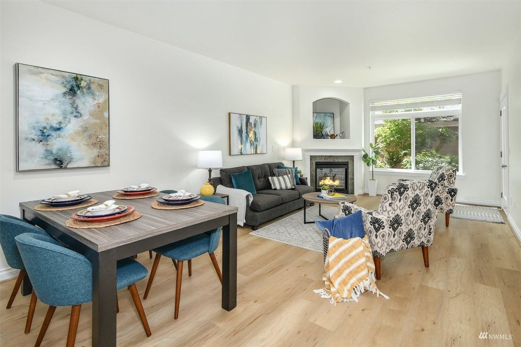 Photo of 3500 E Lake Sammamish Parkway SE #3-103, Sammamish, WA 98075 (MLS # 1987296)