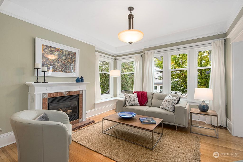 Photo of 708 N 47th Street, Seattle, WA 98103 (MLS # 2157900)