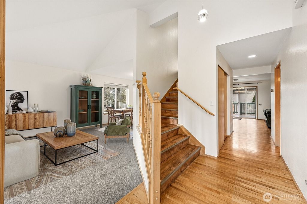 Photo of 18422 84th Avenue E, Puyallup, WA 98375 (MLS # 2500323)