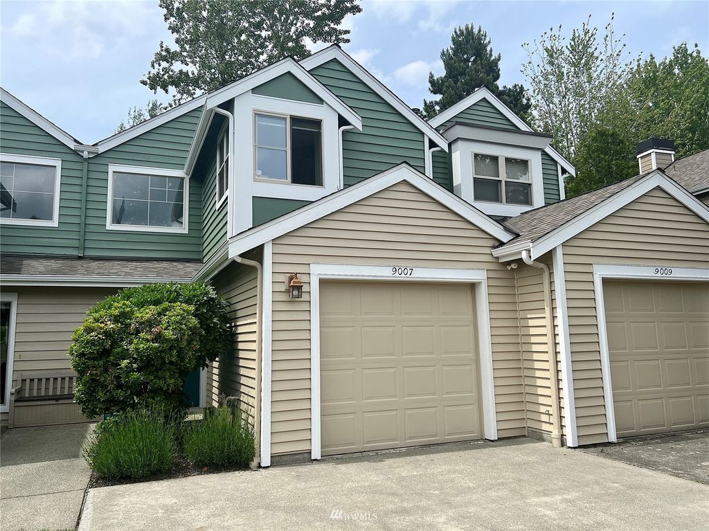 Photo of 9007 158th Place NE #2504, Redmond, WA 98052 (MLS # 1949116)