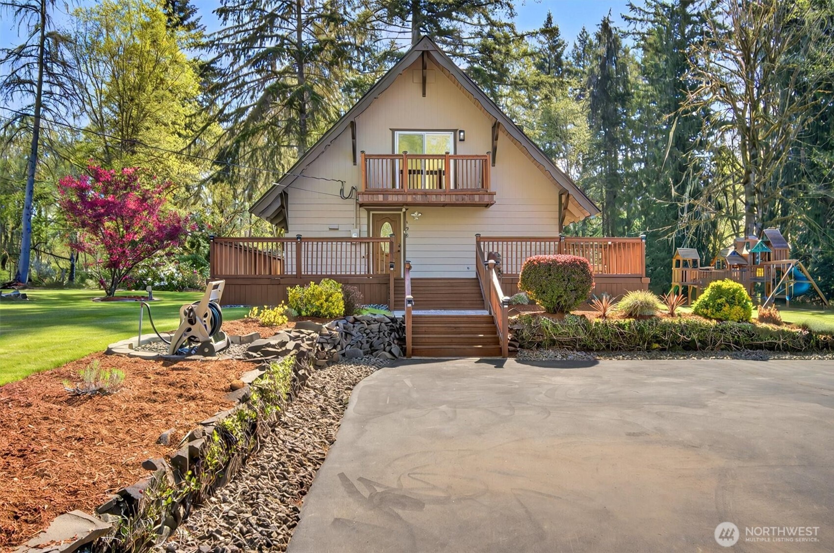 130 Chief Kiona Rd