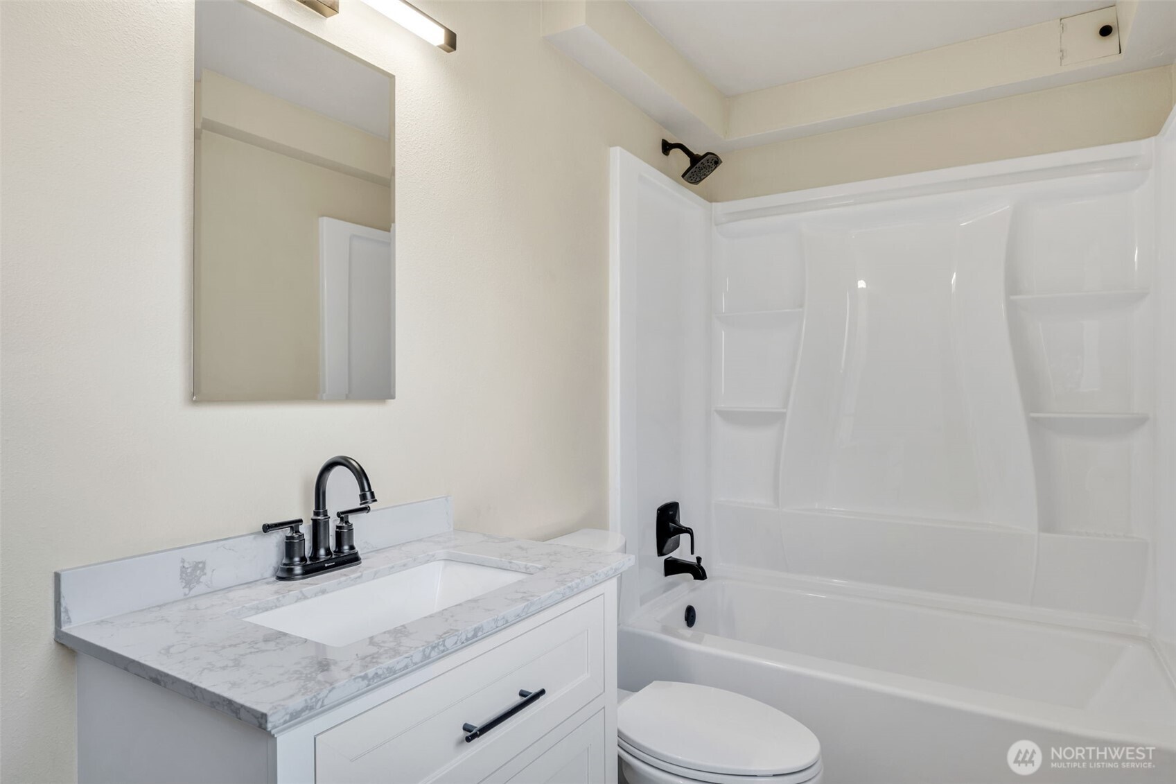 748 S Cloverdale Street Unit 6