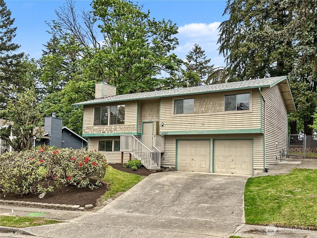 Photo of 1712 Olympia Avenue SE, Renton, WA 98058 (MLS # 2522095)