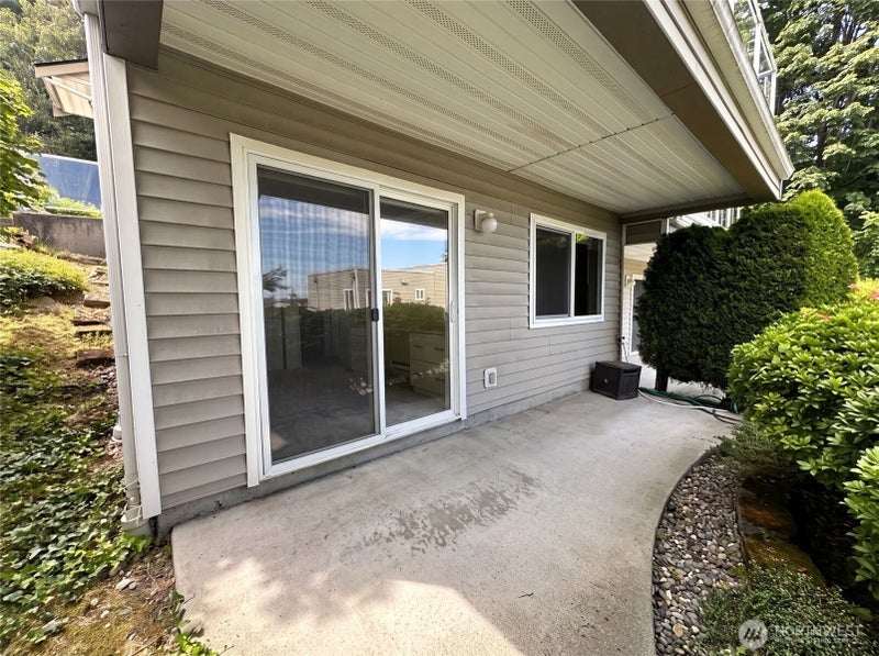 2325 Harbor Avenue SW B2