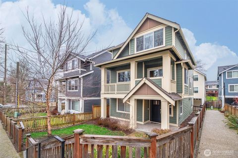 Photo of 3221 SW Holly Street, Seattle, WA 98126 (MLS # 2477725)