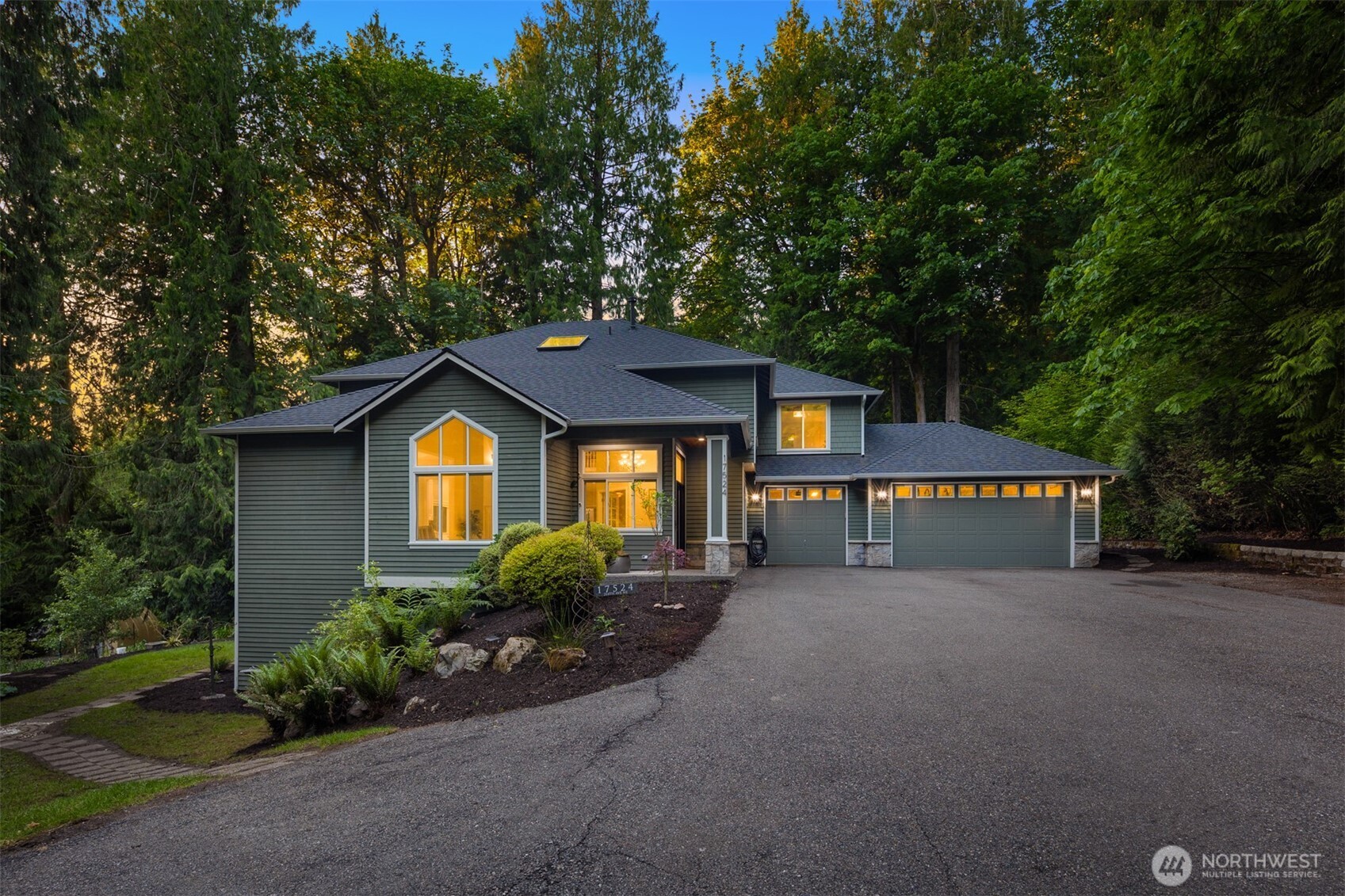 17524 214th Avenue NE
