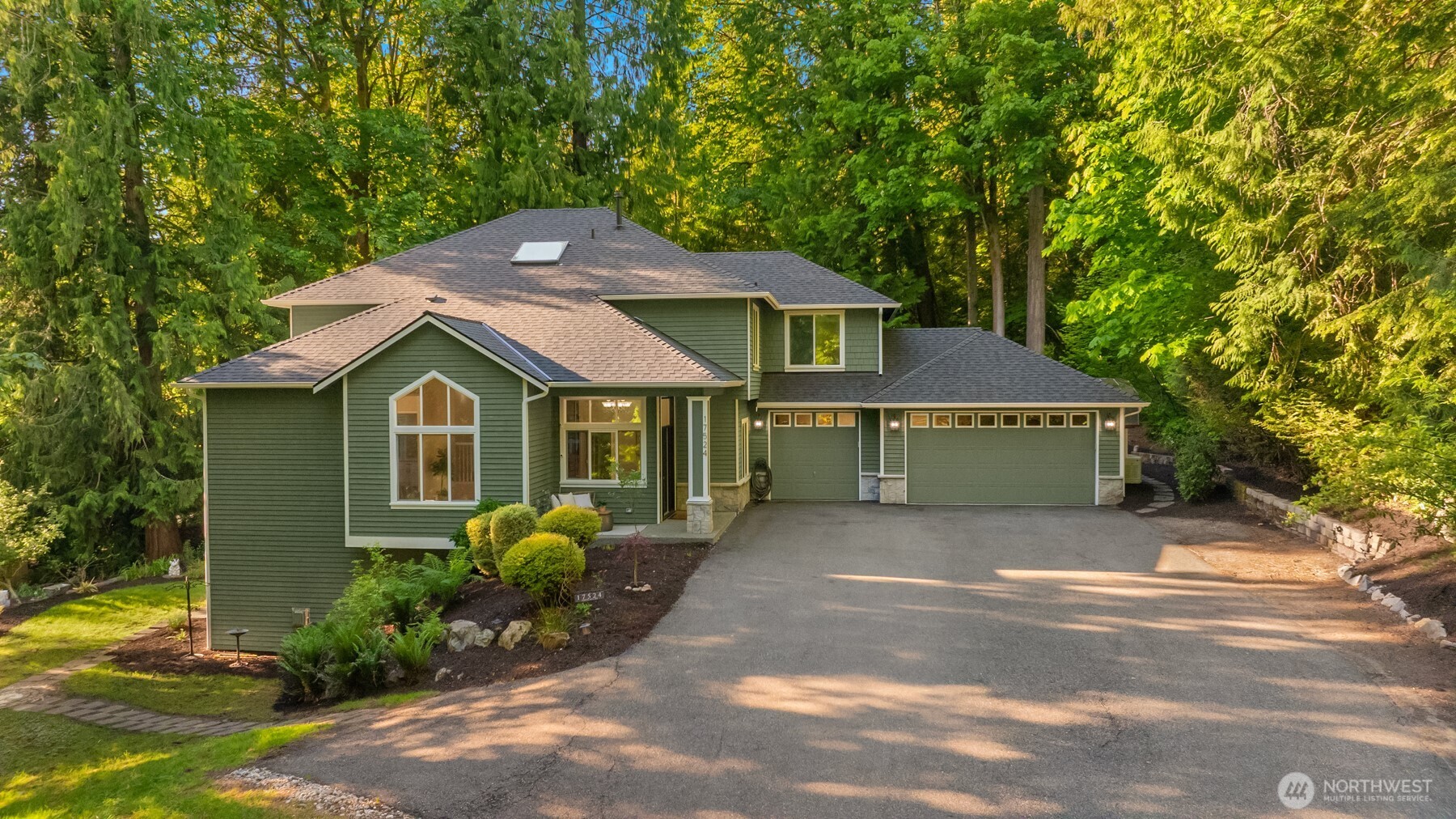 17524 214th Avenue NE