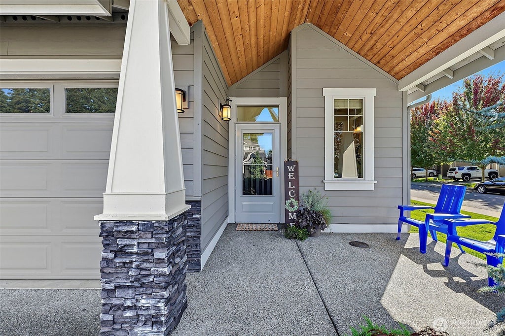 Photo of 17123 120th Avenue E, Puyallup, WA 98374 (MLS # 2584600)