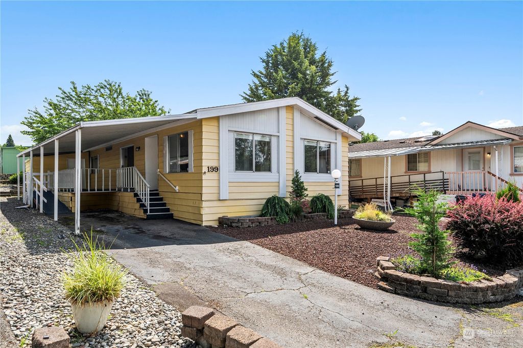 Photo of 5900 64th Street NE #199, Marysville, WA 98270 (MLS # 2298594)